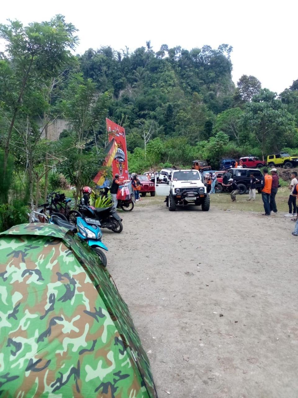 Tapian Ratu Camp Real Bukittinggi Kültér fotó